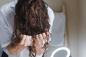 scrunching curly hair