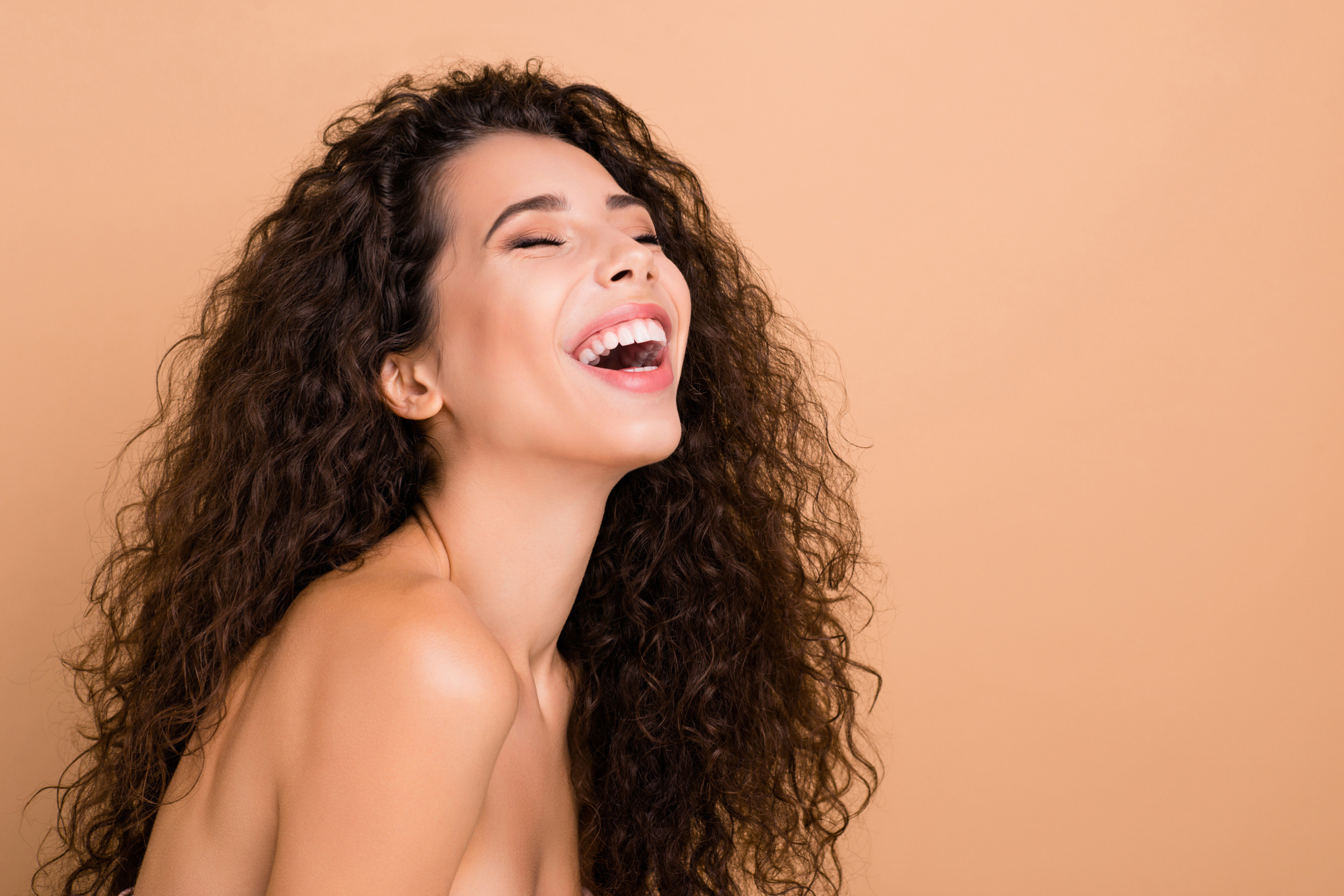 Diffuser for curly hair to get frizz-free locks