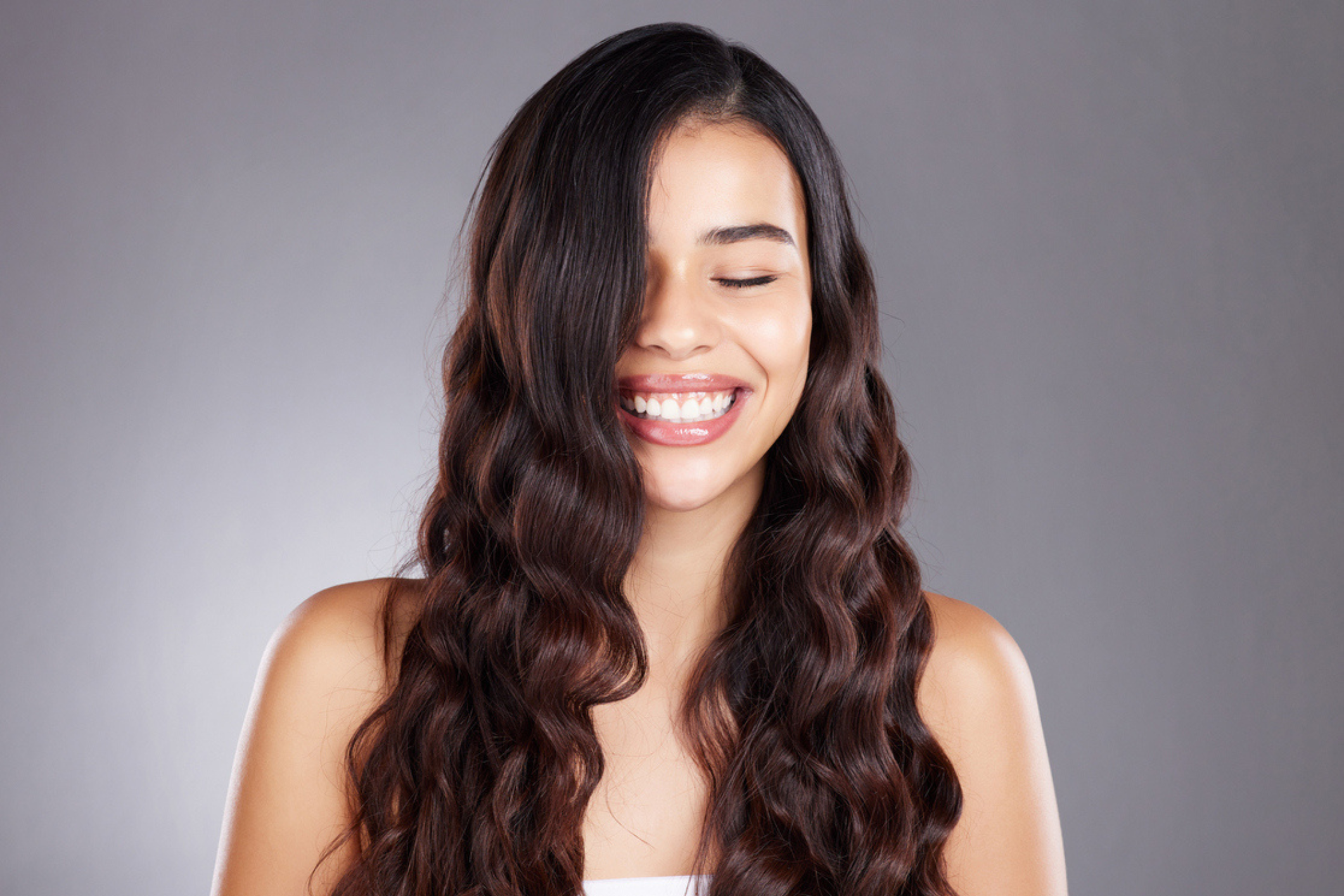 Diffuser for wavy hair: How to choose it